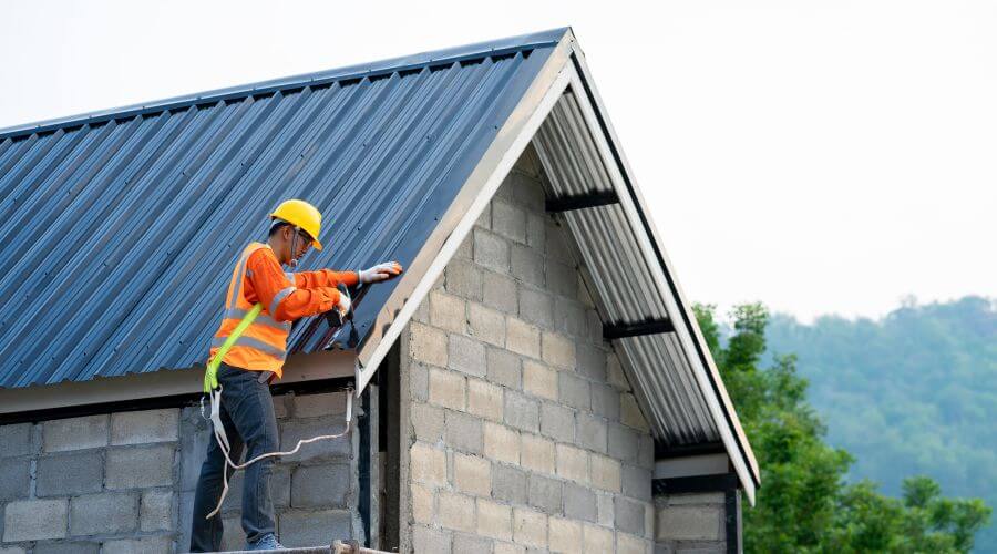 Expert top industrial roofings services in Thompsons, TX